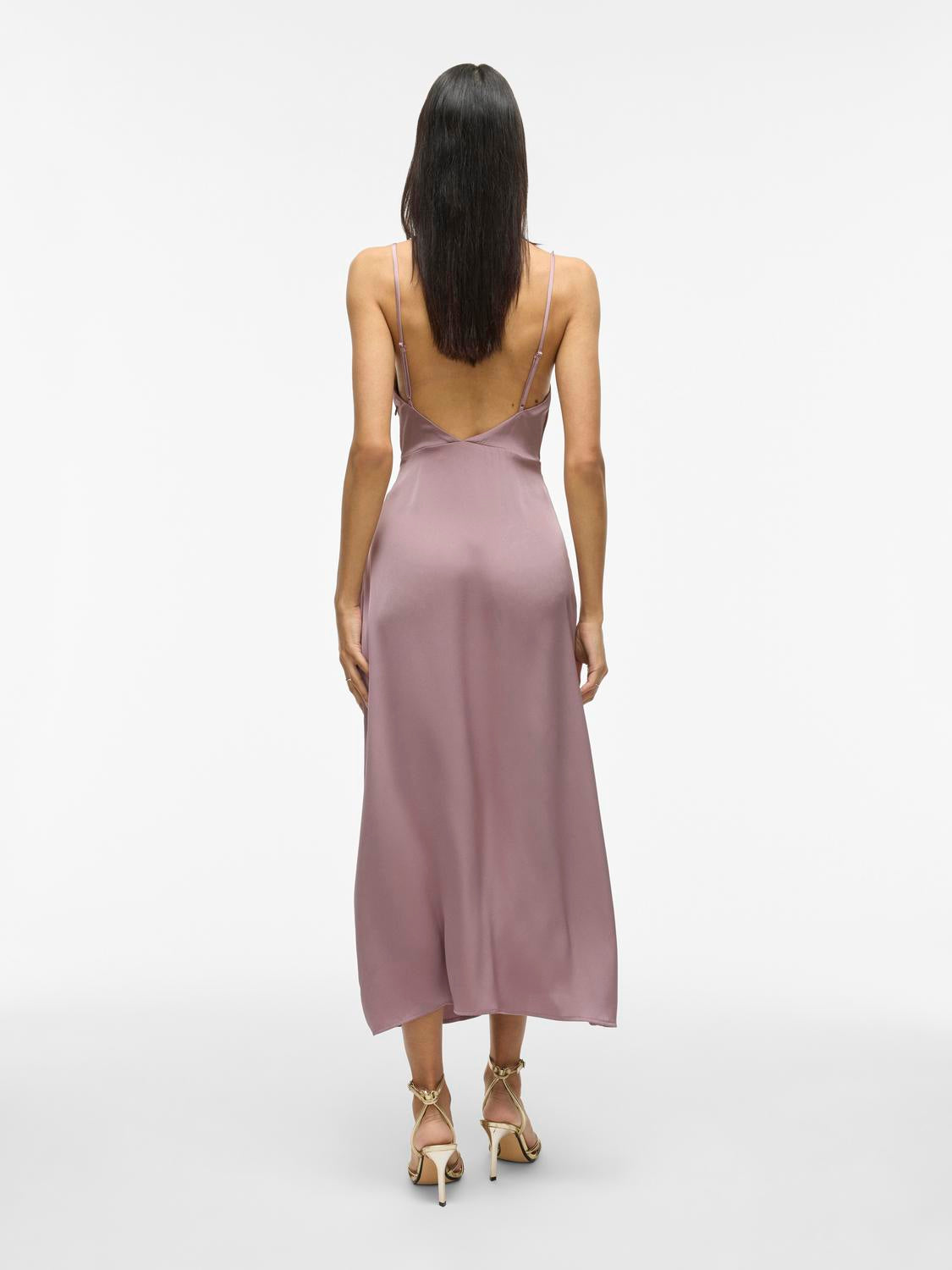 model_shot-back